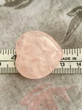 Load image into Gallery viewer, Rose Quartz Heart