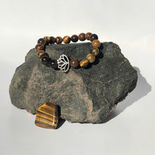 Load image into Gallery viewer, Tigers  Eye Lotus
